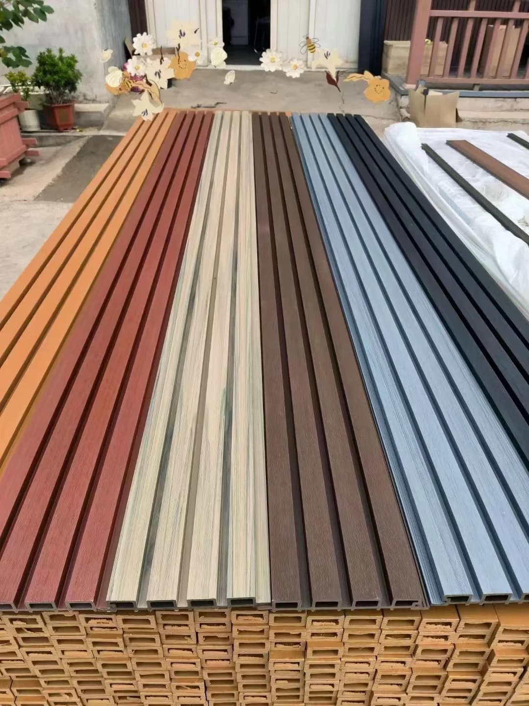 Envio de painel de parede WPC: três riscos principais e como a Necowood protege seu contêiner Envio de painel de parede WPC: três riscos principais e como a Necowood protege seu contêiner