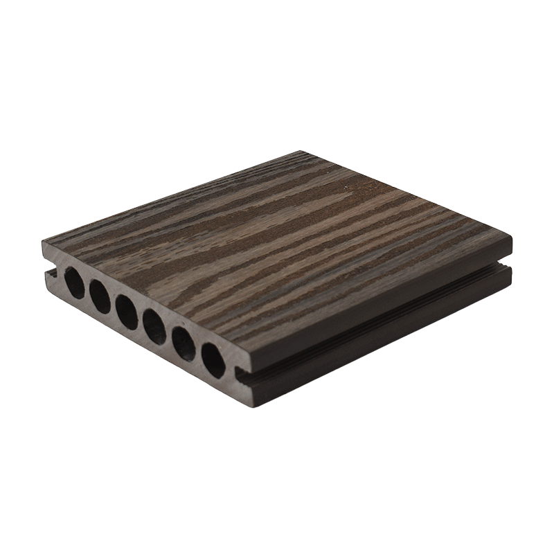 Piscina atualizada Asa Decking